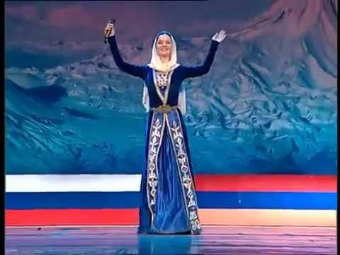 Chechen Singer Heda Hamzatova  Sings in Armenian - Hye Kajer
