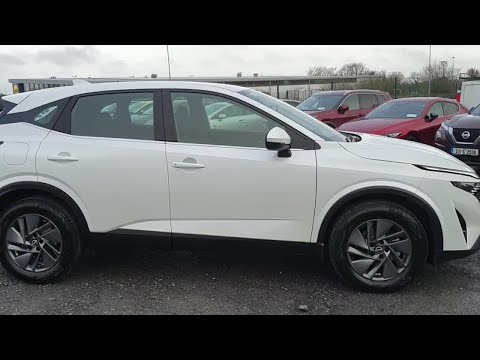 Nissan Qashqai 1.3 PET MILD HYBRID SV - Image 2