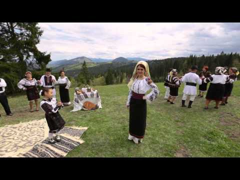 Laura Lungu - Azi la noi e sarbatoare