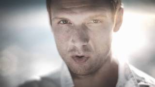 Nick Carter &quot;Just One Kiss&quot; Music Video