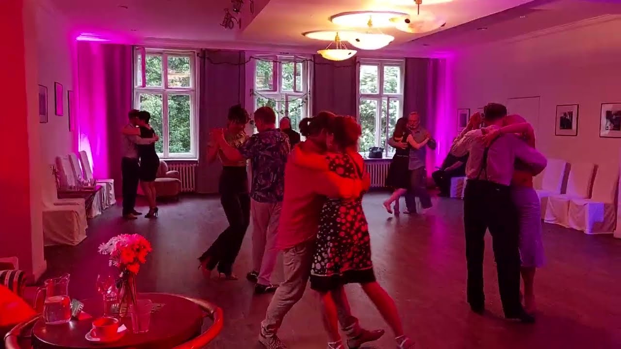 Milonga u Przyjaciol i Znajomych 29 maj 2022 (tango Wroclaw)