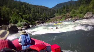 preview picture of video 'Rafting Blossom Bar Rogue River Oregon'