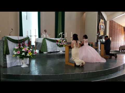 Candy Martinez el Pan y el Vino