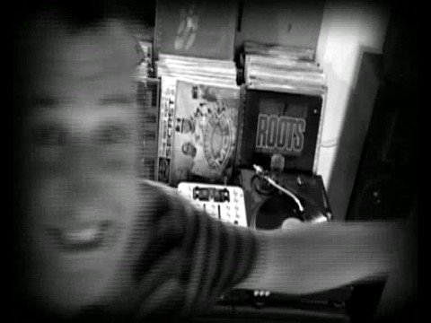 Muki a Žugo - Nastav si ucho