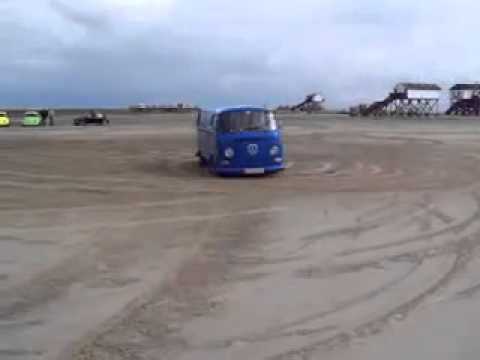 Split and baywindows at the beach
