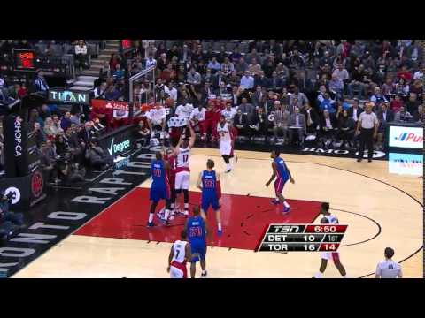 TOR Valanciunas hook