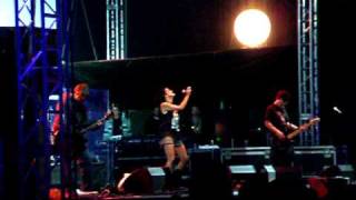 Kosheen - (Slip & Slide) Suicide - live at Love Planet 2005 - Tábor
