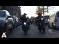 Protesterende rijbaanweigeraars rijden met 25 km/u de A10 op (en af)