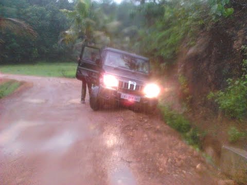 bolero#rainy day||speed track_ mud road|| gets Stuck in Mud