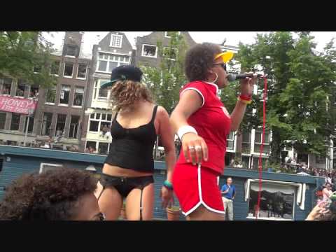 MC Divine - OnHeelz boat: Gaypride 2012 