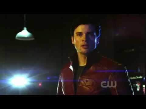 Smallville BOOSTER - A Phone Booth, Red, Gold & Blue