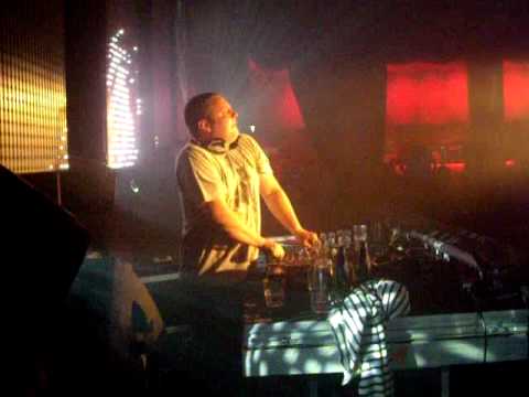 Scott Bond playing Dennis Sheperd - Cocoon! at Fredan Tivoli, Helsinki, Fri 6th May 2011