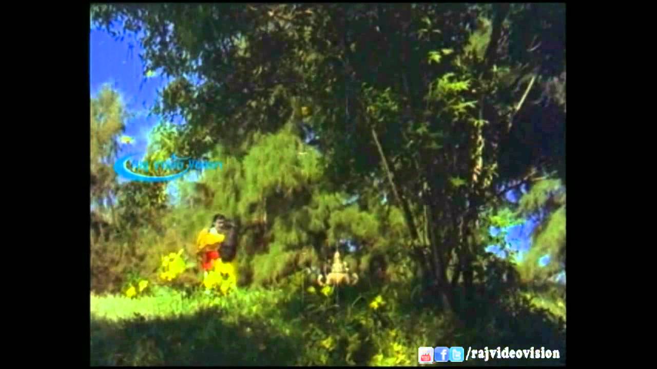 Nee Oru Kodi Malar Song Lyrics | Bhama Rukmani