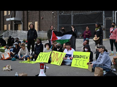 Protesters gather outside Chicago ICE facility
