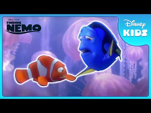 🪼 Dory & Marlin’s Jellyfish Race! 🏆 | Finding Nemo | Disney Kids