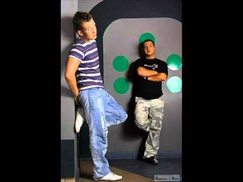 Vinylshakerz & Rico Bernasconi - One Night In Bangkok ( Max Farenthide remix )