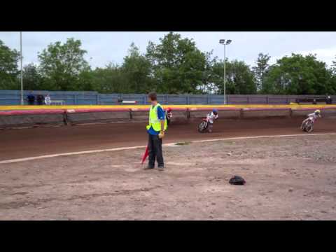 250cc final @ British Youth Championship round 1. Newport Speedway