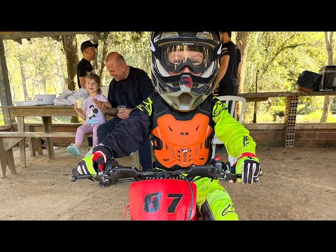 Um dia Na Pista de Motocross e Velocross do Crozetta Em Família 
