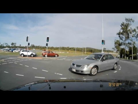 CAR CRASH NEAR MISS