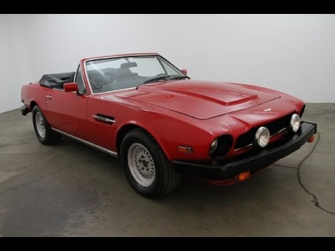 Aston Martin V8 Volante