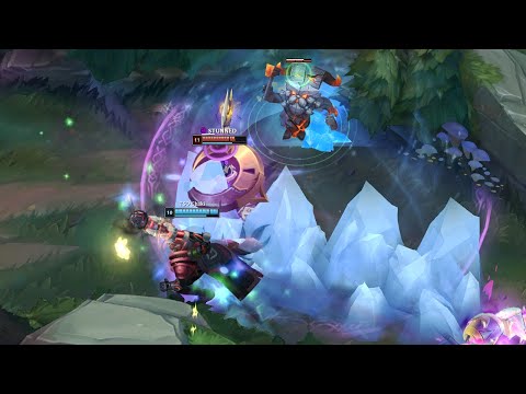 G2 caPs gets saved by a perfectly timed Anivia Wall