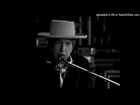 Bob Dylan live , It's Alright, Ma (I'm Only Bleeding , Toulouse 2008