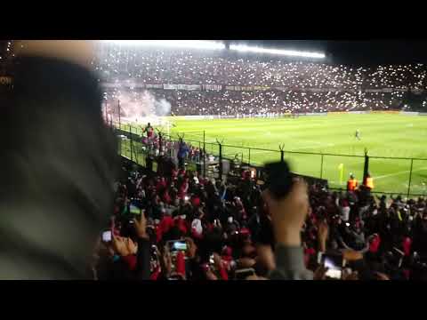 "Recibimiento COLON VS MINEIRO" Barra: Los de Siempre &bull; Club: Colón