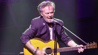 John Mellencamp stops Jack &amp; Diane to school the audience on songwriting, live in San Francisco (4K)