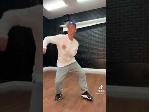 CNCO: Trend oficial de "cinturita Remix"