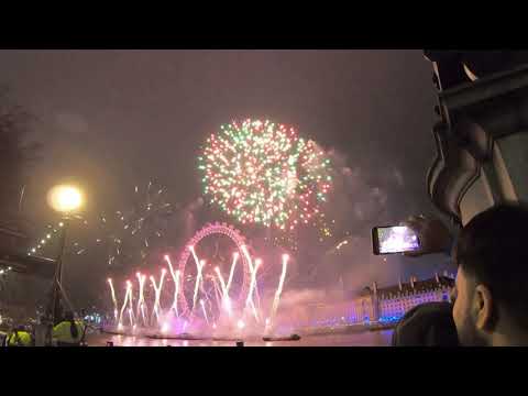 London Celebrates New Years Eve 2018 / 2019 with Spectacular Fireworks Display