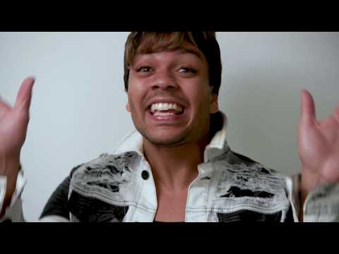 Yökylässä Pentti Olavi Liitikon, Ansa Kynttilän ja Abdul Tuiskun luona | Jakso 8 | Putous 11. kausi