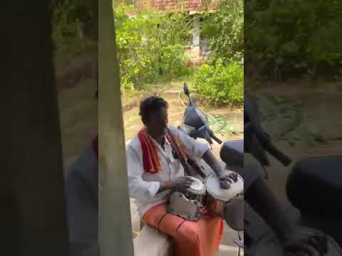 'ಒಲ್ಲನು ಕೃಷ್ಣ ಒಲ್ಲನು' ಸಂಚಾರಿ ಸಂಗೀತದಿಂದ ಮನೆ -ಮನ ತಲುಪಿಸುವ ಹಾವೇರಿಯ ಚೆನ್ನಪ್ಪ ಮತ್ತು ರಮೇಶ...