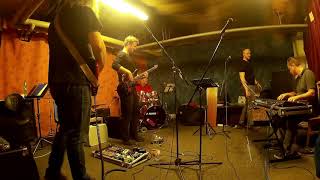 IOT In Out True - z prubovny