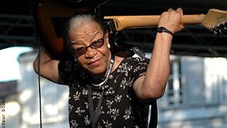 Beverly guitar Watkins - The right string but the wrong yoyo