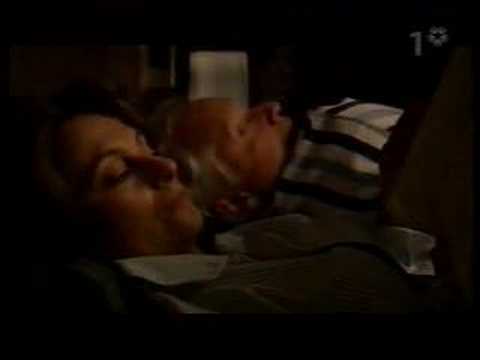 Trailer för Cleo 2003