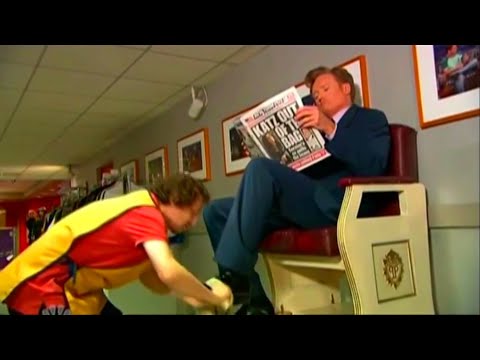 Conan Gets A Big Applause - Late Night With Conan O'Brien (2007)