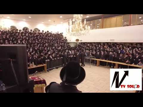 Viznitz London Rebbe Dances At Hachnosas Sefer Torah - Adar I 5782