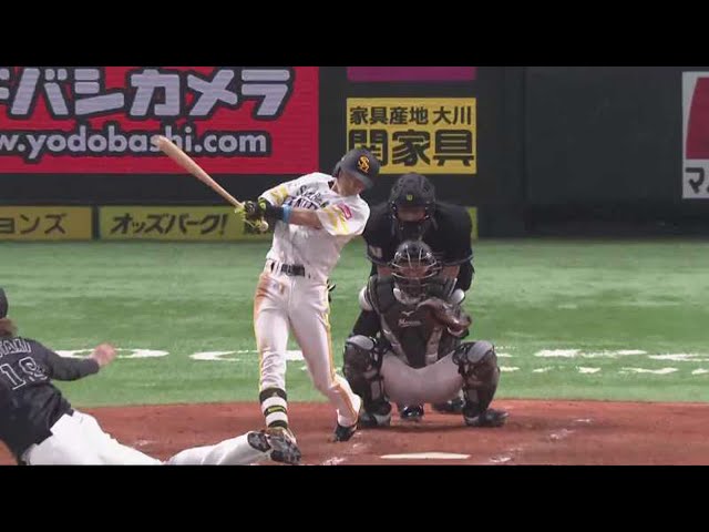 【3回裏】ホークス・周東 ライトスタンドへの一発で追加点をもたらす!! 2021/3/26 H-M