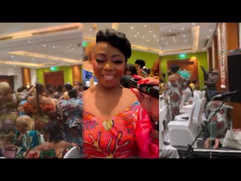 FAYA TESS à Londres avec les Golden Ladies