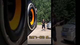 Download lagu Begini jadinya kalau main gitar di depan speaker besar 200.000 watt. #audio #storysound mp3