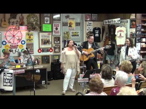 Melissa Luman: "Let's Think About Living" on The "Viva! NashVegas® Radio Show"