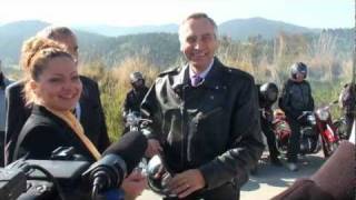 preview picture of video 'Ján Figeľ na motorke odštartoval projekt slovenskej route 66'