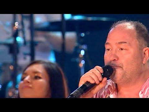 Michal David - Megamix 2010 (O2 arena, Praha 2010)