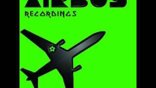 Massimo Voci - Yellow Car (Original mix) on AIRBUS Recordings