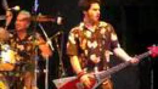 Me first and the gimme gimmes - Blowin' in the wind