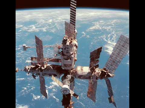 Mölamaffia - Äpardus MIR kosmosejaamas