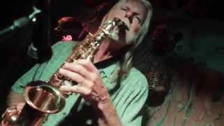 Dejavu @casa babylon - Apple tree ( Epic sax solo)