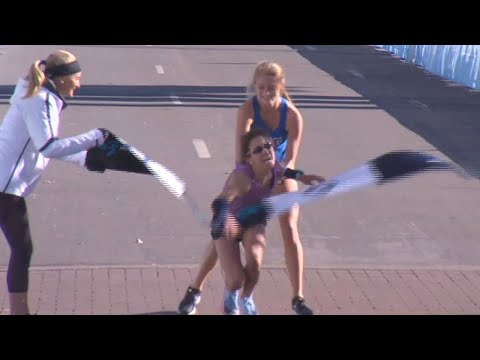 Stranger Carries Woman to Marathon Finish Line