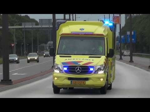 [Primeur] A1, C Miesen Ambulance 01-111 Winschoten naar het UMCG