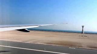 QR725 Doha to Chicago Take-off